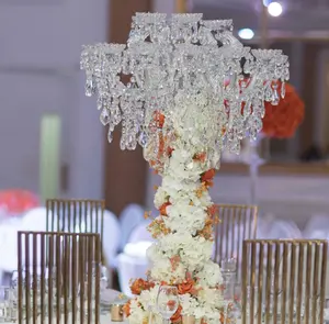 공장 맞춤형 테이블 장식 18 팔 전체 크리스탈 샹들리에 촛대 결혼식 중심 조각