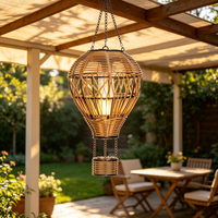 Lampe suspendue solaire LED en forme de montgolfière en rotin tressé, style pastoral, pour la décoration de la maison, de la cour, des allées et des jardins