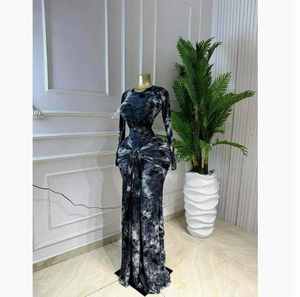 Abiti in Stile Europeo e Americano Primavera 2026, Vestito Aderente a Maniche Lunghe con Collo Tondo, <span class=keywords><strong>Gonna</strong></span> Lunga - Product Image 1