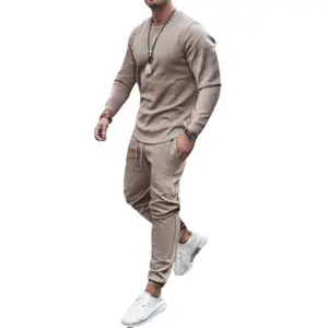 Erkekler setleri güz spor elbise kıyafetler 2 parça eşofman uzun kollu T shirt koşucu pantolonu şık rahat eşofman takımı Logo özel