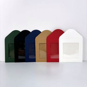 Enveloppes personnalisées haut de gamme en carton kraft écologique avec fenêtre transparente pour une présentation sécurisée des documents - Product Image 3