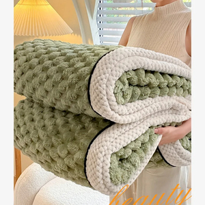 Couverture en peluche de luxe lourde de grande taille avec logo personnalisé Couverture super douce et confortable Couverture douce et chaude en fausse fourrure de lapin - Product Image 2