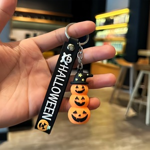 Porte-clés fantôme 3D en alliage PVC personnalisé pour Halloween, lanterne citrouille mignonne, durable, idéal pour cadeau promotionnel ou souvenir - Product Image 1