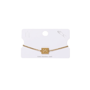 Bracciale Angelina in Acciaio Inossidabile Placcato Oro con Charm a Lettera S, Gioiello Minimalista Unisex - Product Image 1