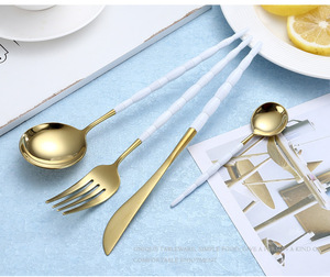 Bộ Dao Kéo Đám Cưới Thanh Lịch Bộ Thìa Bộ Dụng Cụ Dẹt Bằng Thép Không Gỉ Màu Vàng - Product Image 3