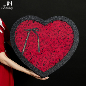 2023 Wholesale Multi-color Heart shaped 3pcs Box Rose Heart Box Valentine's Day Gift
