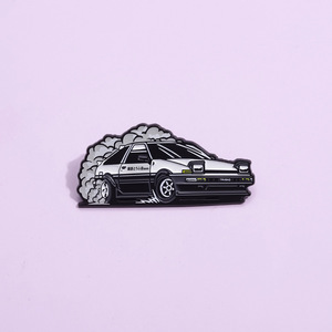 Broche de metal minimalista con forma de coche inspirado en películas, insignia decorativa para ropa, venta al por mayor - Product Image 2