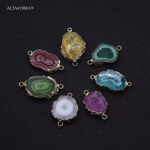 ตัวเชื่อมต่อแผ่นหินธรรมชาติแบบดิบ |   ตัวเชื่อมต่อจี้รูปทรงจีโอดขอบสีทองสำหรับทำสร้อยข้อมือ สร้อยคอ และเครื่องประดับ DIY - Product Image 6