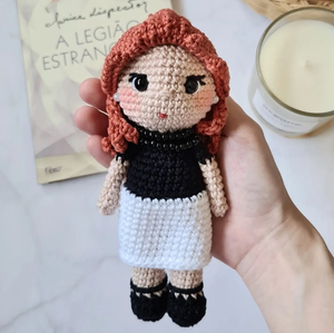 Muñecas Ins superventas de pelo rojo de ganchillo para niñas con falda blanca y negra, lindos regalos para niñas Amigurumi, <span class=keywords><strong>Ojos</strong></span> de seguridad y materiales - Product Image 1