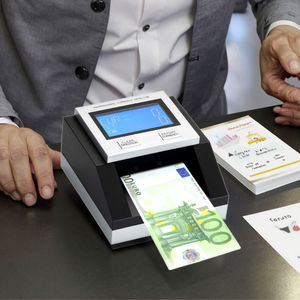 EC350 휴대용 다기능 감지기 UV MG1/MG2 IR DD 위조지폐 감지기 LCD 디스플레이 리튬이온 플라스틱 금속 - Product Image 5