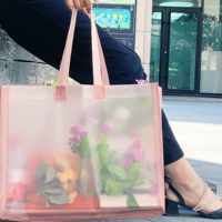 Vente en gros de vêtements personnalisés de luxe avec logo emballage transparent en PVC pour le Ramadan sac cadeau pour shopping Eid en plastique transparent