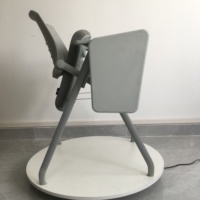 Chaise de formation pliable grise en plastique PP pour étudiants avec tablette