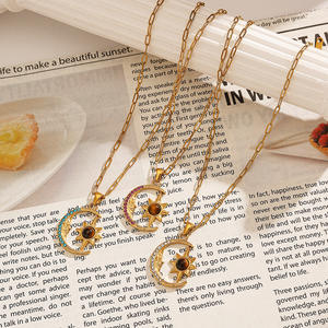 Collar de acero inoxidable con colgante de estrella y luna, chapado en oro de 18 quilates, circonita, diamante rojo, joyería de moda para el tiempo libre. - Product Image 5