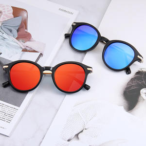 Gafas de Sol Ovaladas para Mujer, Montura Negra, Lentes TAC con Protección UV400, para Viajes, Conducir y Moda - Product Image 3