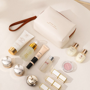 Elegante <span class=keywords><strong>Borsa</strong></span> <span class=keywords><strong>Organizer</strong></span> per Cosmetici in PU Crema, Pochette da Viaggio per <span class=keywords><strong>Donna</strong></span>, Contenitore Elegante per Trucchi per Uso Quotidiano e Viaggi - Product Image 5