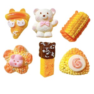 Accessoires en résine en forme d'ours, biscuits au chocolat et maïs, pour la vente en gros, matériaux DIY pour coques <span class=keywords><strong>de</strong></span> téléphone personnalisées et artisanat, et pour la décoration <span class=keywords><strong>de</strong></span> gobelets. - Product Image 5