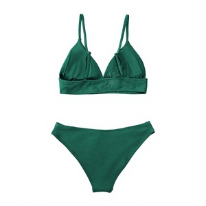 Conjunto de bikini de 2 piezas con estampado animal para mujer, top triangular texturizado con cuello halter y lazo lateral, braga hipster, traje de baño de alta elasticidad - Product Image 2