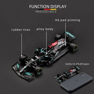 Bburago 1:43 F1 W12 E Performance <span class=keywords><strong>Mercedes</strong></span>-<span class=keywords><strong>AMG</strong></span> Modellino Auto da Corsa in Metallo, Collezione Stagione 2021, Regalo Lewis Hamilton Valtteri - Product Image 2