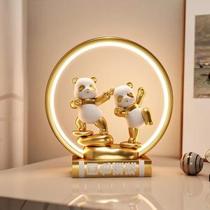 Lámpara LED Decorativa de Resina con Diseño de <span class=keywords><strong>Panda</strong></span> Pintado a Mano, Ecológica, con Función Táctil y Regulable, Recargable por USB, en Oferta - Product Image 5