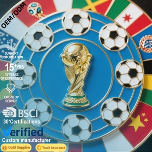 Insignia de Esmalte de <span class=keywords><strong>la</strong></span> Copa Mundial de Fútbol, Directo de Fábrica, Regalo Personalizado para Fanáticos - Product Image 1