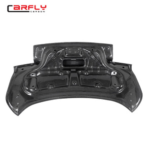 Tapa de Maletero de Fibra de Carbono 3K Estilo OEM para Mustang 2015+ de <span class=keywords><strong>Carfly</strong></span> Carbon - Actualización Ligera con Fijación por Tornillos - Product Image 4