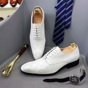 Black and <b>White</b> Waterproof Autumn Pointed Leather <b>Lace</b>-Up Shoes for Wedding Party-Classic Gentleman's British Style - Product Image 2