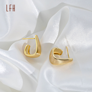 18k Yellow <b>Gold</b> <b>Chunky</b> <b>Hoop</b> Earrings Jewelry C Shape <b>Hoop</b> Earrings Saudi <b>Gold</b> Jewelry Pawnable 18k Oro 18k Original - Product Image 6