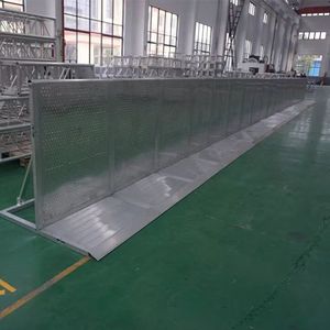 Barrière de foule portable en alliage Barrière de scène carrée Pliable Gestion du trafic Certifiée TUV - Product Image 1