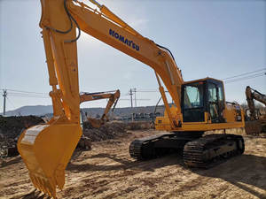 Excavadora Hidráulica Komatsu PC220-8, Modelo 2022, Peso Operativo 22000 kg, Motor, Caja de Cambios, Bomba, en Excelentes Condiciones - Product Image 2