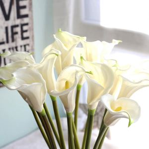 Lirios Calla Artificiales de PU de Alta Calidad, Tacto Real, Multicolores, Resistentes al Agua, Modernos, 67cm, para San Valentín, Bodas y Fiestas - Product Image 4