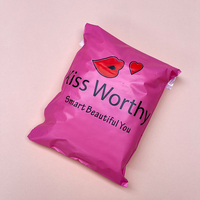 Échantillons gratuits d'enveloppes en poly rose imperméables, enveloppes express auto-scellantes pour vêtements, sacs d'expédition personnalisés.