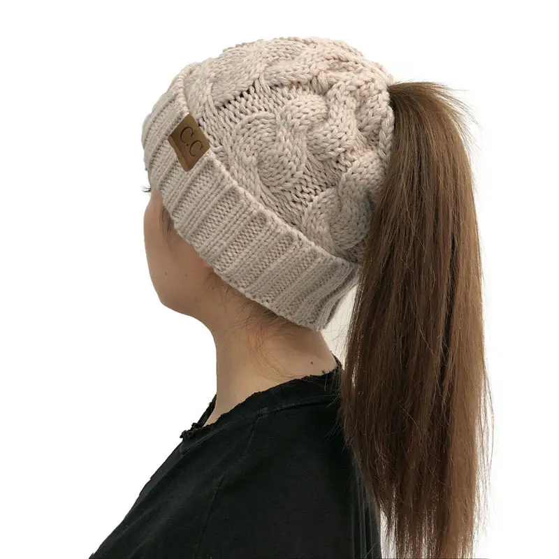 2021 New Winter Knit Ponytail Beanie Hat Acrylic Beanie Hats For Women