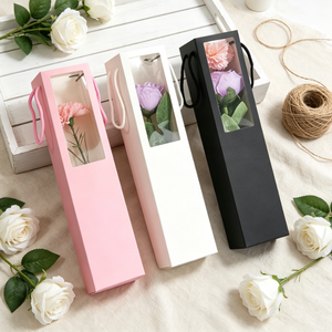 Boîte-cadeau en papier transparente à fenêtre unique avec poignée en corde, idéale pour mariage, anniversaire, fleuriste, personnalisable avec votre marque - Product Image 3