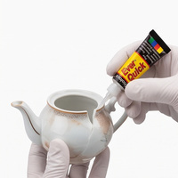 Lem Super Glue Cair 3.5g Kemasan Karton Kecil untuk Perekat Berbagai Permukaan seperti Karet, Keramik, Plastik, dan Perbaikan Alas Kaki