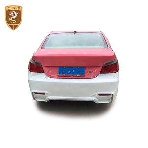 Pièces automobiles Pare-chocs avant arrière en fibre de verre pour BMW Série 5 E60 Kits de carrosserie Mise à jour vers le style <span class=keywords><strong>M4</strong></span> - Product Image 3