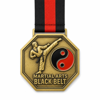 Nouvelle conception de médaille en métal cristal étoilé, personnalisée et gravée, pour les compétitions sportives, récompense de champion, médaille or, argent, bronze