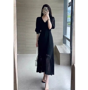 Vestido Negro Calado de Estilo Francés Dulce y Salado para Mujer, Estilo Reina - Product Image 3