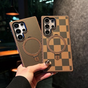 Funda Magnética de Lujo para Teléfono Móvil con Patrón de Fibra de Carbono para Samsung Galaxy S24 Ultra, Resistente a Golpes, Carcasa Rígida para S25 Ultra - Product Image 3