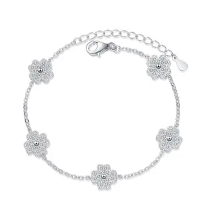 Pulsera de plata de ley 925 con cinco flores, trébol de cuatro hojas, micro incrustaciones, moissanita