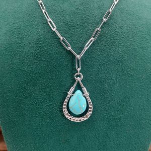 Collana con Ciondolo a Goccia, Design Vintage, Collana Classica per Donne - Product Image 6