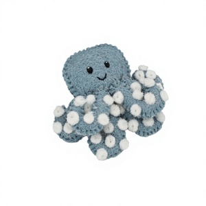 Mini pulpo de fieltro de lana, hecho a mano, animal del mundo marino para decoración del hogar, comercio justo y artesanal. - Product Image 3