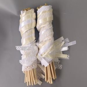 Baguettes de <span class=keywords><strong>mariage</strong></span> en ruban, décorations de fête de <span class=keywords><strong>mariage</strong></span>, guirlandes avec clochettes dorées et baguette de fée en dentelle de soie pour célébration de baby shower - Product Image 4