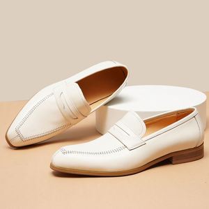 Nuevos Zapatos Formales de Cuero Genuino para Hombre, a la Moda, con Punta, para Otoño, Tallas Grandes 37-46, Zapatos Casuales de Oficina, Transpirables y Antideslizantes - Product Image 1