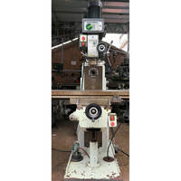 Machine à percer et à fraiser ancienne ZX6350C, table de 800x240 mm, broche de 80-1550 tr/min, équipement métallique d'usine de service moyen