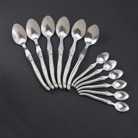 Ensemble de 24 couverts écologiques en acier inoxydable de style campagnard, couteaux à steak, fourchettes à dîner, cuillères à dîner/thé, cadeaux d'affaires