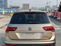 Voiture d'occasion Tiguan L 330TSI automatique, version Fashion, conduite à gauche, origine Chine, modèle 2018, pour l'exportation