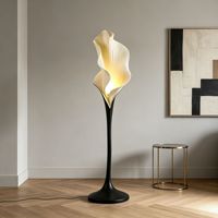 Lampe sur pied moderne de style artistique, décoration de luxe pour salon, chambre à coucher, lampe d'ambiance pour canapé, lumière LED