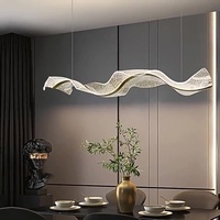 Lampe suspendue ondulée décorative pour table basse, luminaire horizontal à effet de vague, luminaire suspendu en acrylique