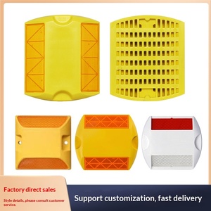 Marqueurs routiers surélevés et goujons souterrains réfléchissants solaires en plastique résistant à la pression et à l'usure IP68 (simple/double face) - Product Image 2