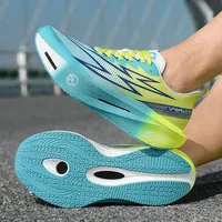 Nouvelles chaussures de course unisexes pour couple, légères, respirantes, résistantes à l'usure, avec plaque en carbone et lacets, idéales pour le marathon.